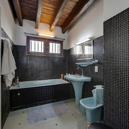 Crouze - Chaleureux Chalet, Au Pied - 14 Personnes *